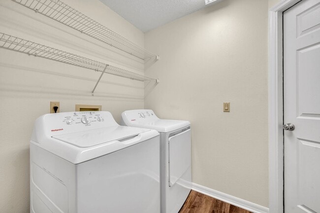 Building Photo - Great Oviedo Home in Bentley Woods!