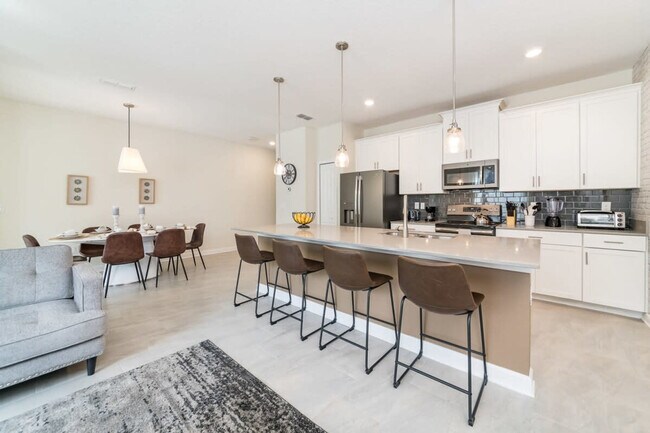 Building Photo - 4829 Memories Ln