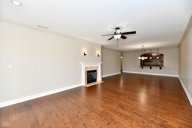 Building Photo - 8555 One W Dr