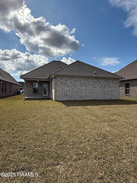 Building Photo - 135 Ridley Ln