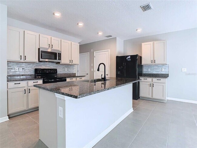 Building Photo - 32670 Ansley Bloom Ln