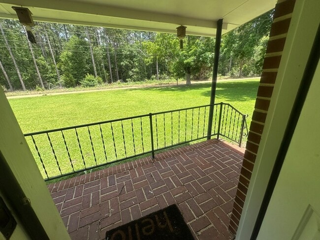 Building Photo - 266 Presley Suber Rd