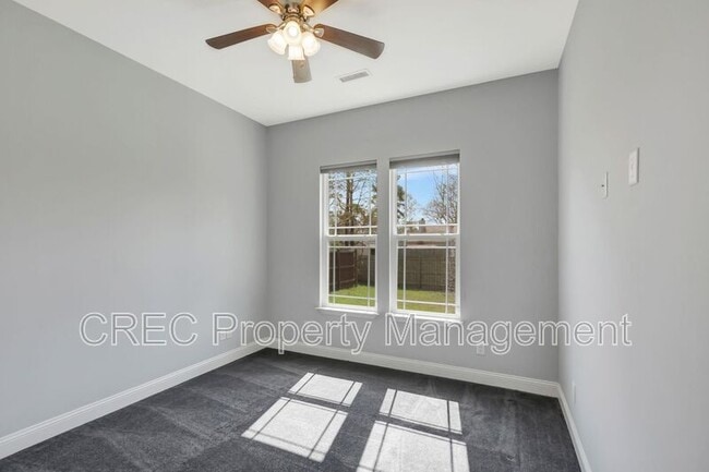 Building Photo - 1339 Winterberry Ave