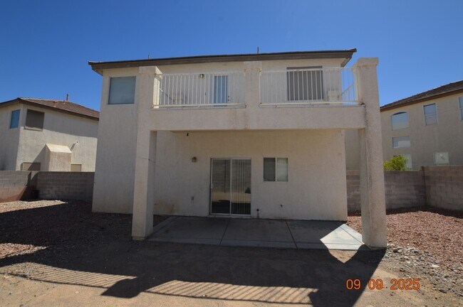 Building Photo - 9078 Mountain Lakes Ave