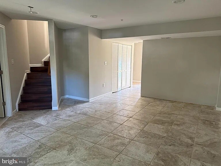 Building Photo - 2029 Spring Run Cir