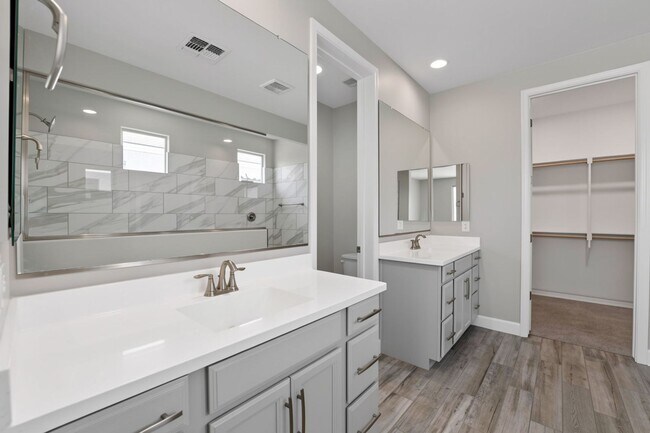 Building Photo - Luxury Kitchen + 3 Bed & Den/Office in Azure Canyon | Quartz, Gas Cooktop & More