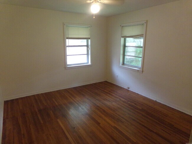 Building Photo - 4520 Orange St
