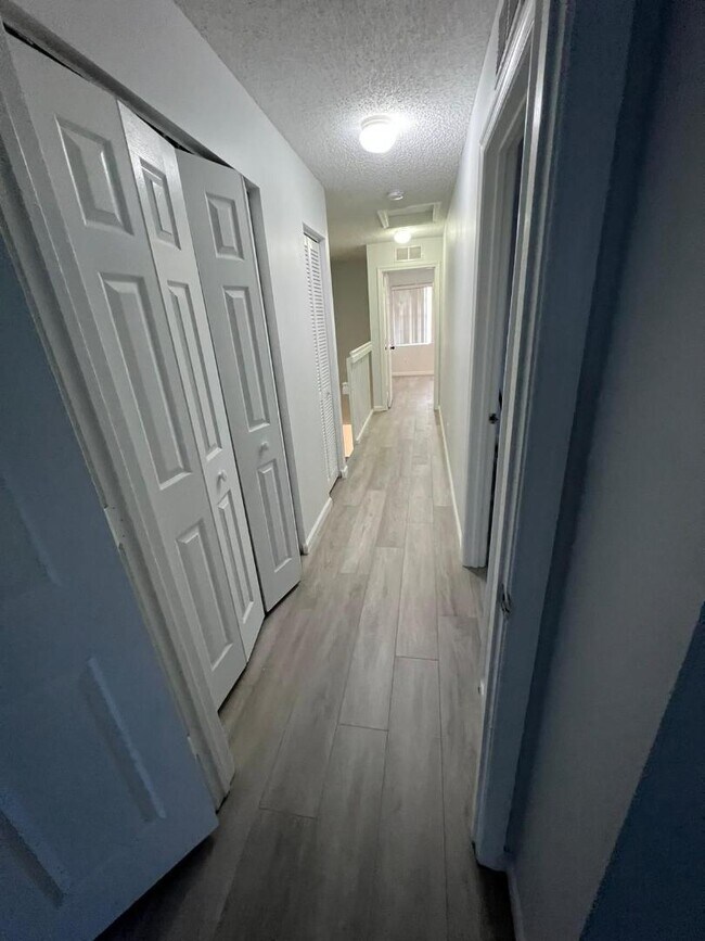 Building Photo - 4160 NW 67th Terrace