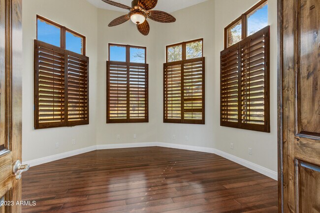 Building Photo - 8008 E Whistling Wind Way