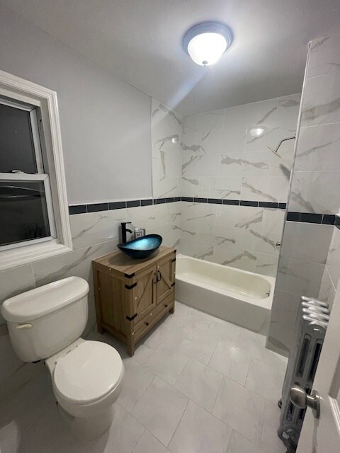 Bathroom - 18831 Dormans Rd