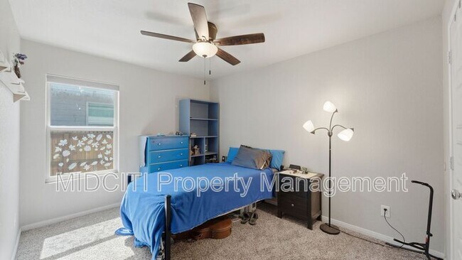 Building Photo - 1116 RIVER WOOD