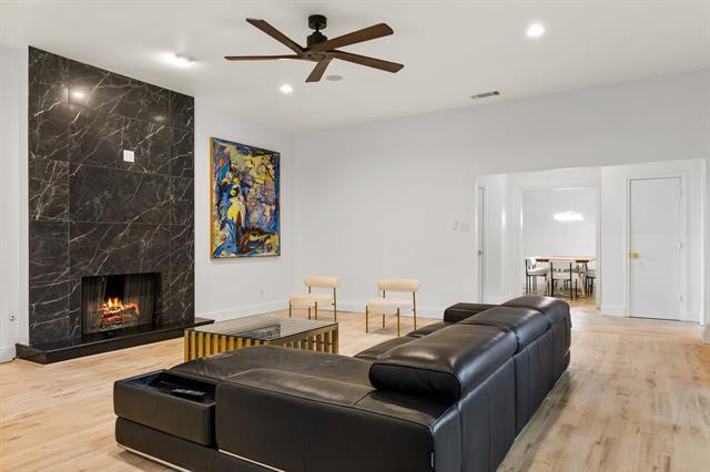 Building Photo - 9415 Hill View Dr