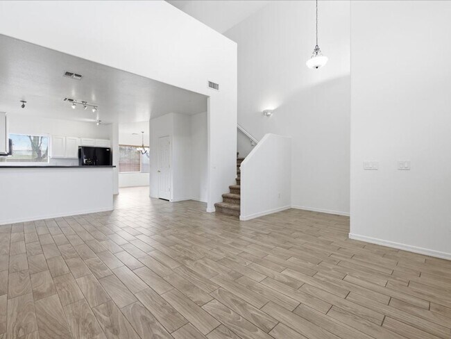 Building Photo - 14252 South Avenida Zumba