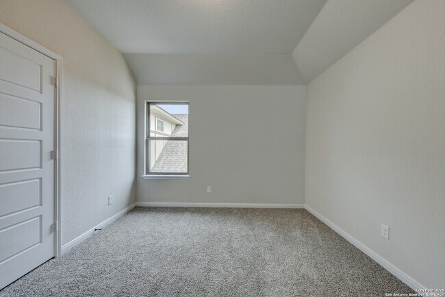 Building Photo - 9007 Shady Mountain