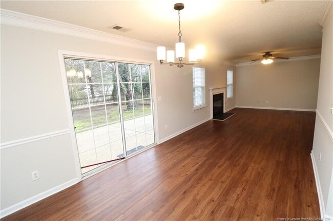 Building Photo - 100 Beverstone Dr