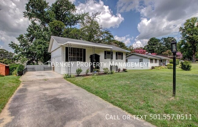 Primary Photo - 13 Wesley Dr