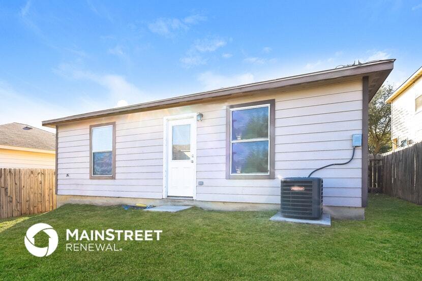 Building Photo - 5922 Hickory Canyon