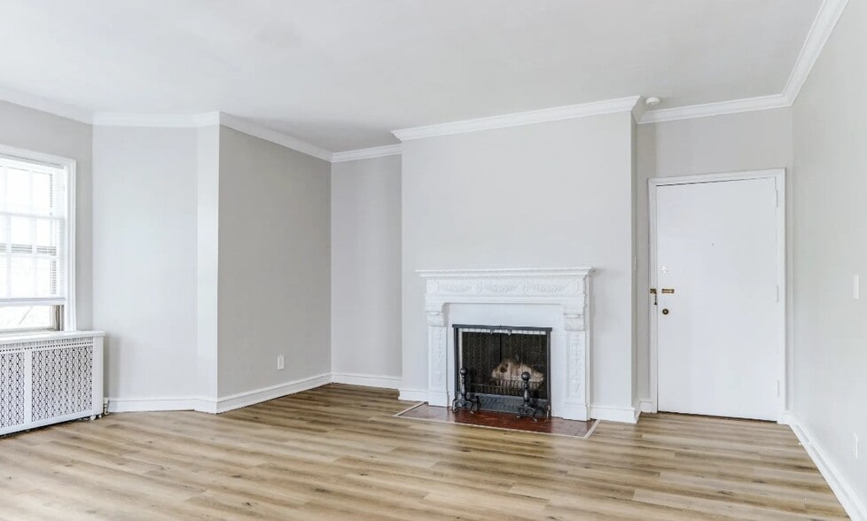 Building Photo - Historic Greentree Loft Apartments