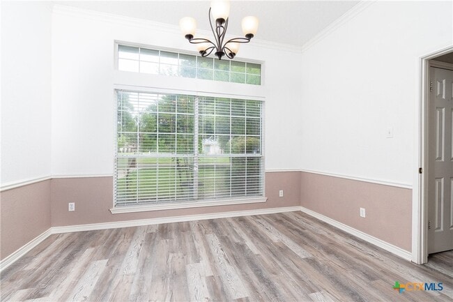 Building Photo - 524 Neches St