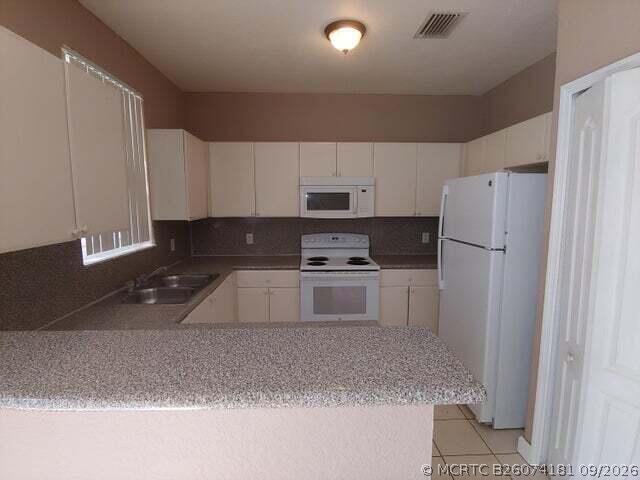 Building Photo - 2214 Shoma Dr