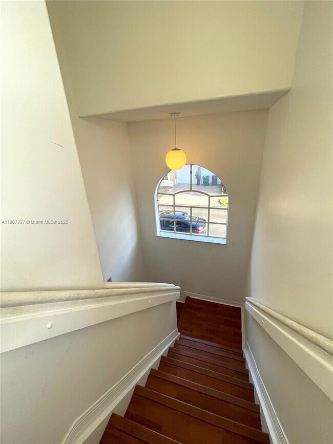 Building Photo - 10819 NW 51st Ln