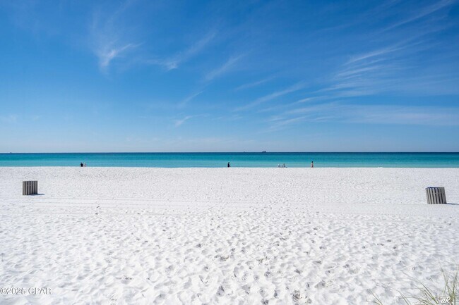 Building Photo - 6813 S Lagoon Dr