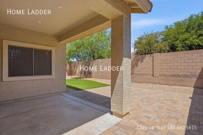 Building Photo - 2576 W Preserve Way