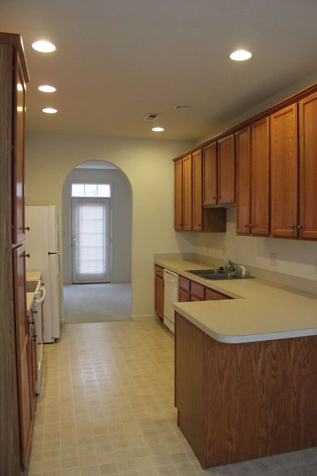 Building Photo - 1410 Verdant Spring Ln