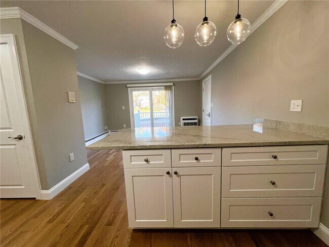 Building Photo - 1371 Mendon Rd