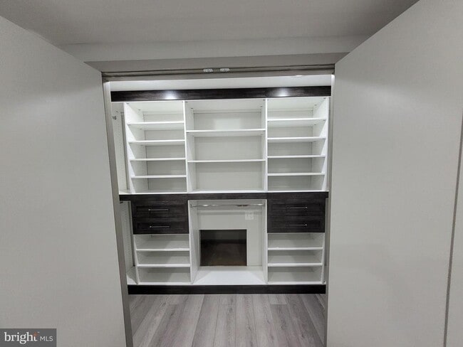 Building Photo - 2710 Rose Valley Dr