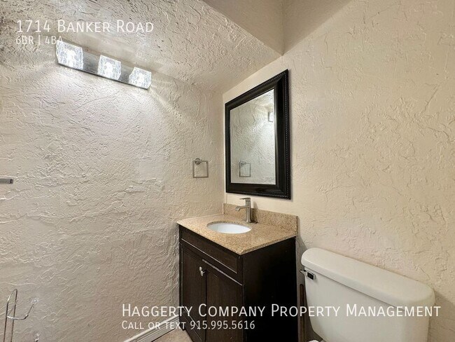 Building Photo - 1714 Banker Rd