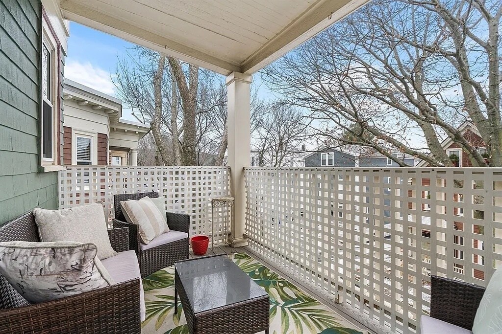 Building Photo - 95 Auckland St