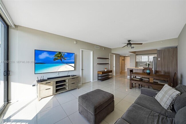 Building Photo - 5300 Paseo Blvd