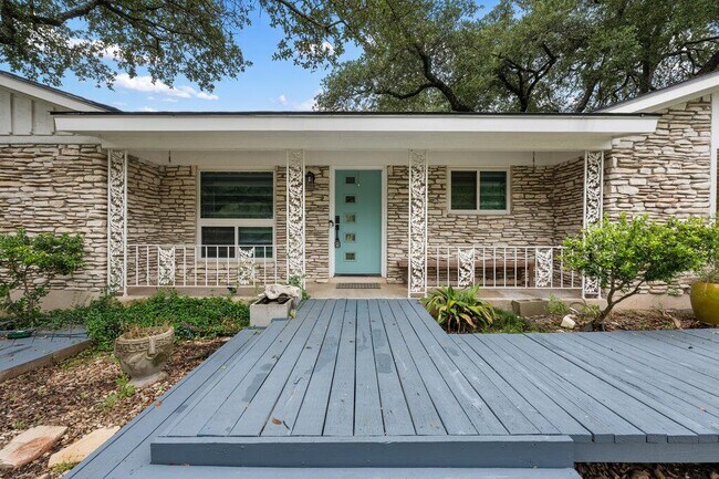 Building Photo - 1003 Minda Dr