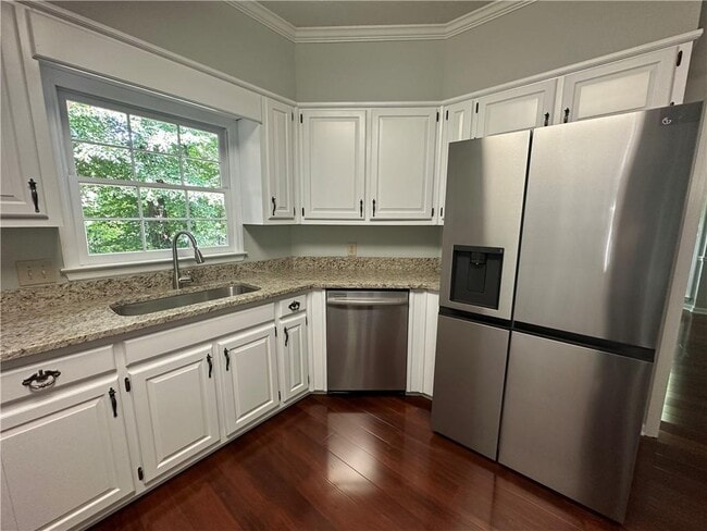 Building Photo - 10570 Turner Rd