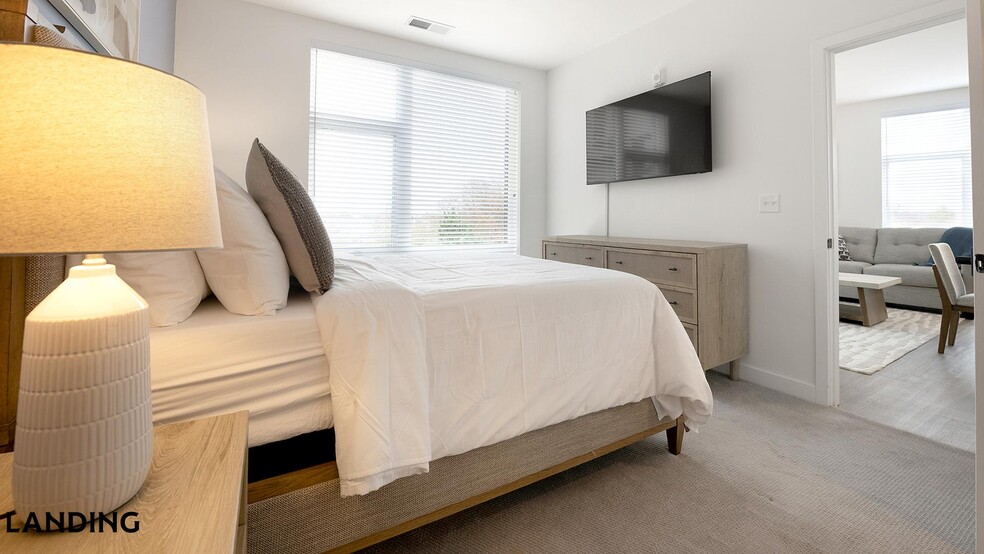 Building Photo - 1215 N Fayette St