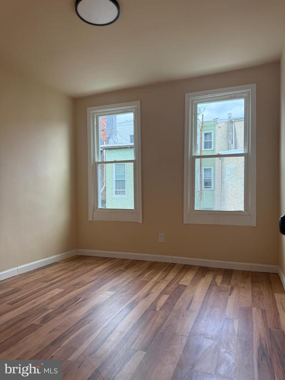 Building Photo - 1861 Judson St