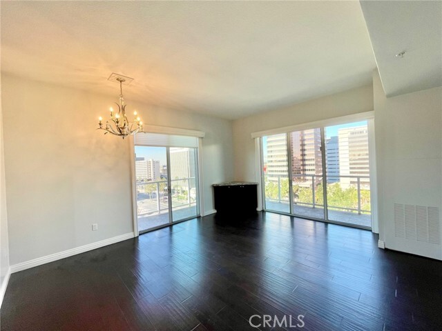 Building Photo - 388 E Ocean Blvd