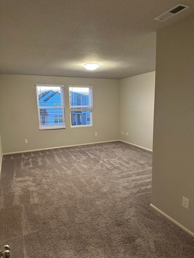 Building Photo - Newly-Built 3 Bed, 2 Bath Home in McMinnville