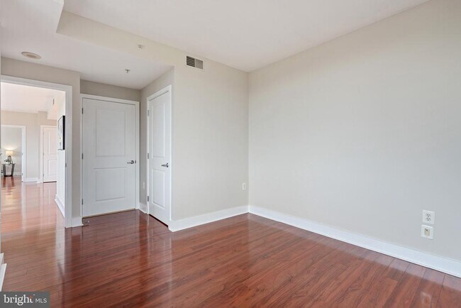 Building Photo - 2001 15th St N