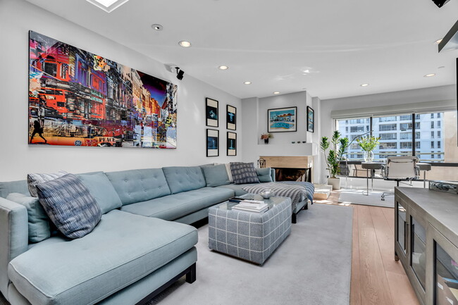 Building Photo - 140 Ocean Park Blvd