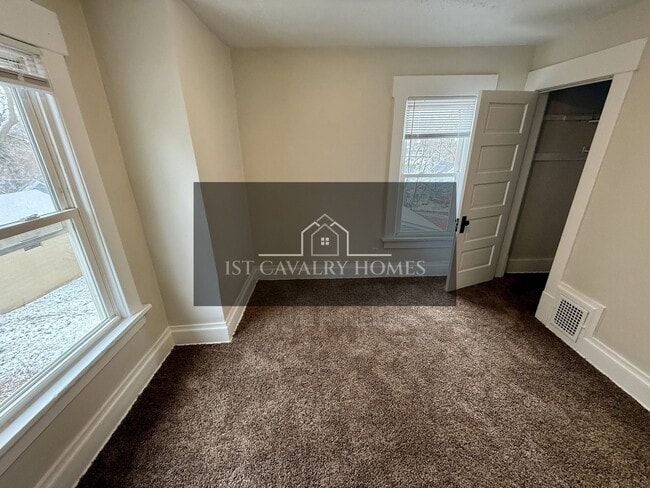 Building Photo - 39 N Balch St