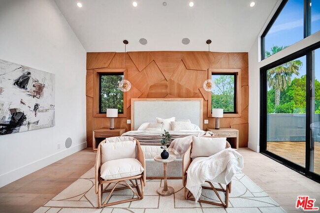 Building Photo - 15602 Morrison St