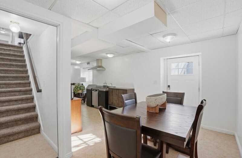 Building Photo - 9489 Kirkside Dr