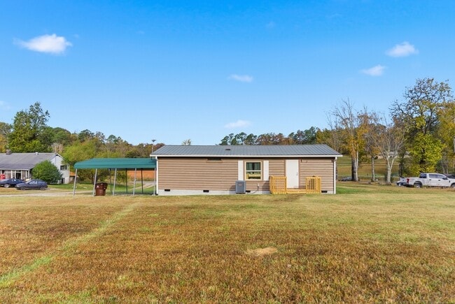 Building Photo - 1310 E Hendron Chapel Rd