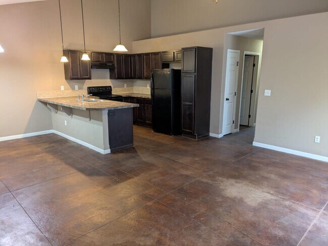 Building Photo - 1334 N Curtis Ct