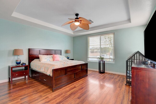 Building Photo - Spacious 4-Bedroom Home for Lease in Gated...