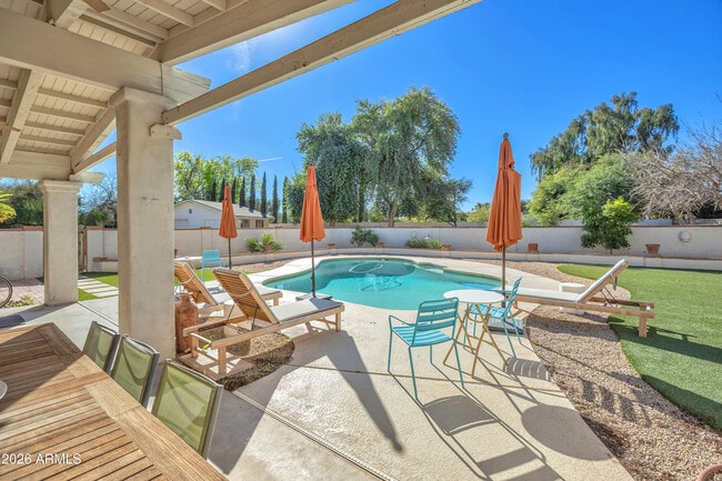 Building Photo - 7441 E Century Dr