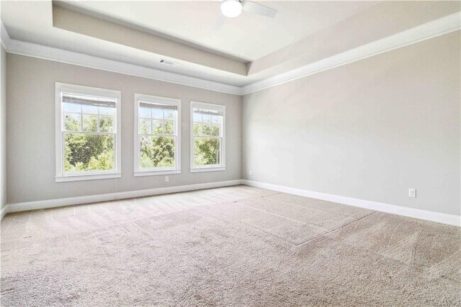 Building Photo - 510 Suwanee Pass Ln