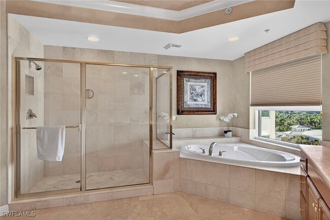 Building Photo - 285 Grande Way